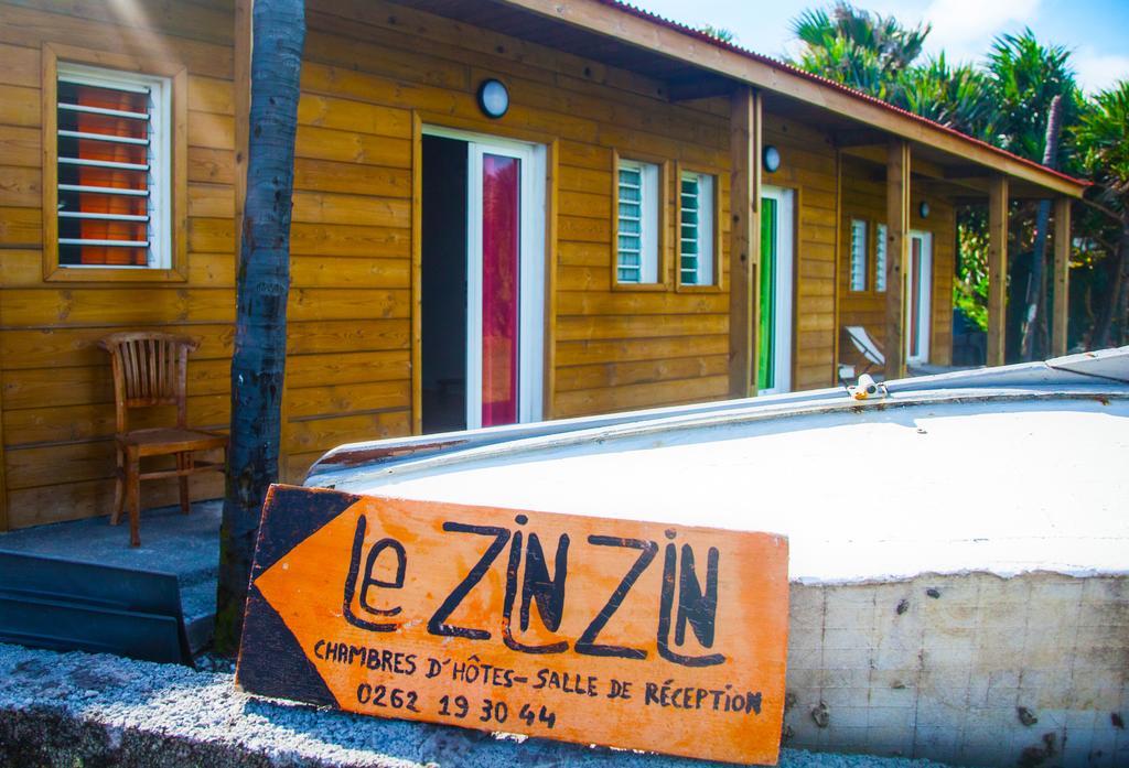 Le Zinzin Hotel Saint Pierre Esterno foto