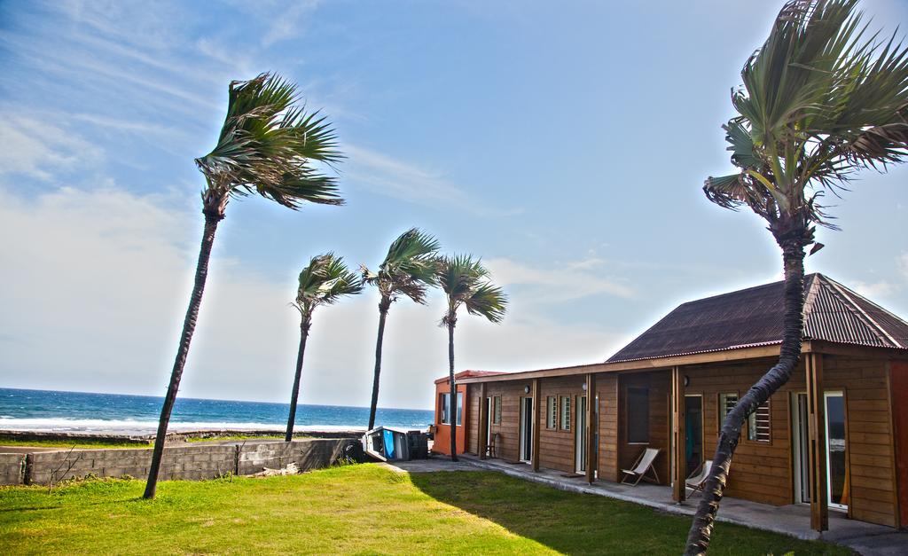 Le Zinzin Hotel Saint Pierre Esterno foto