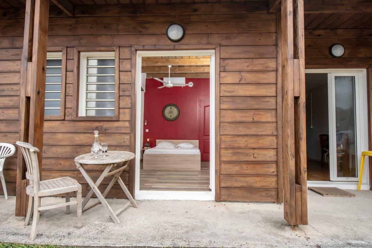 Le Zinzin Hotel Saint Pierre Esterno foto