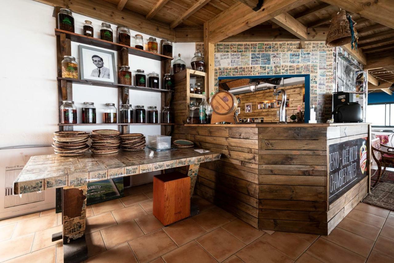 Le Zinzin Hotel Saint Pierre Esterno foto