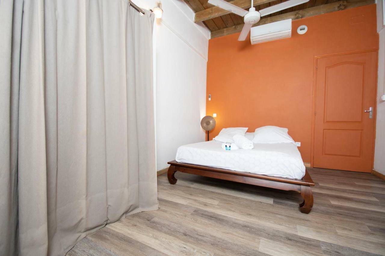 Le Zinzin Hotel Saint Pierre Esterno foto